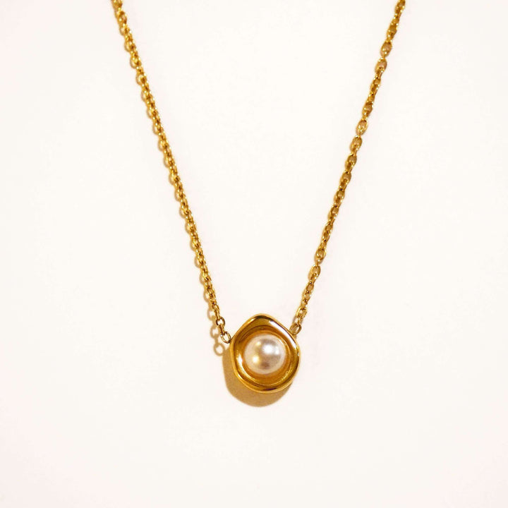 Aurelia Pearl Necklace