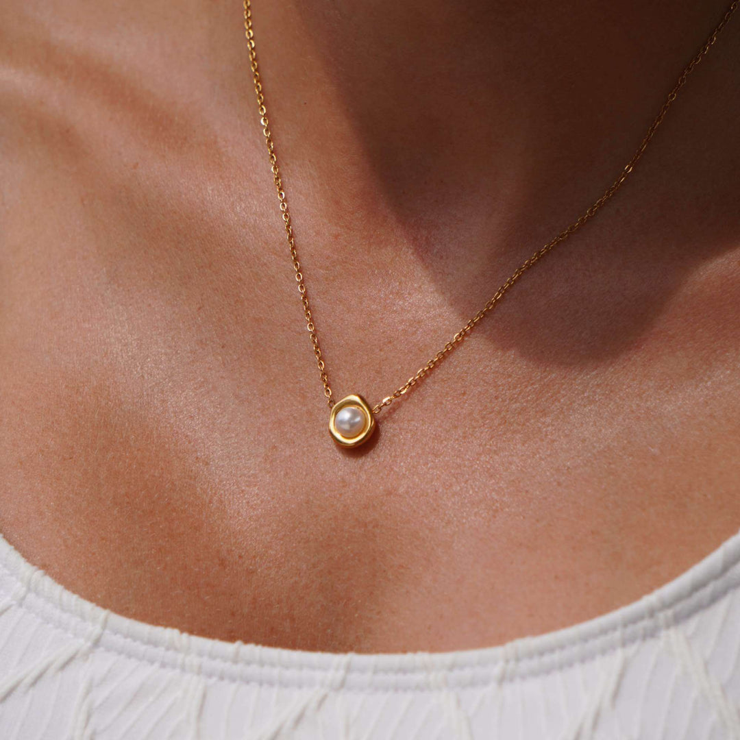 Aurelia Pearl Necklace