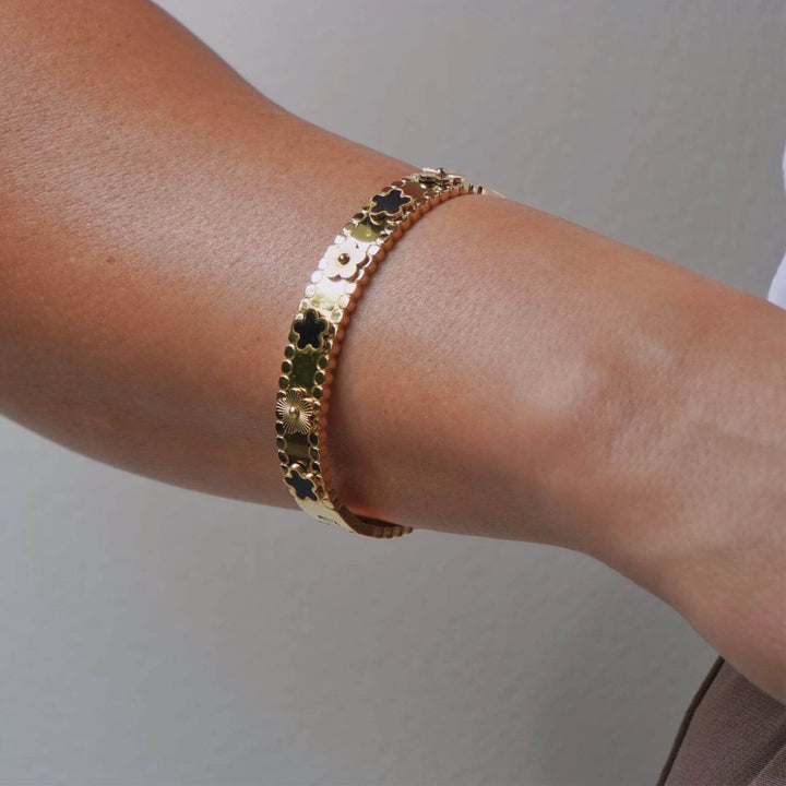 Bella Five Clover Colour Solid Bangle