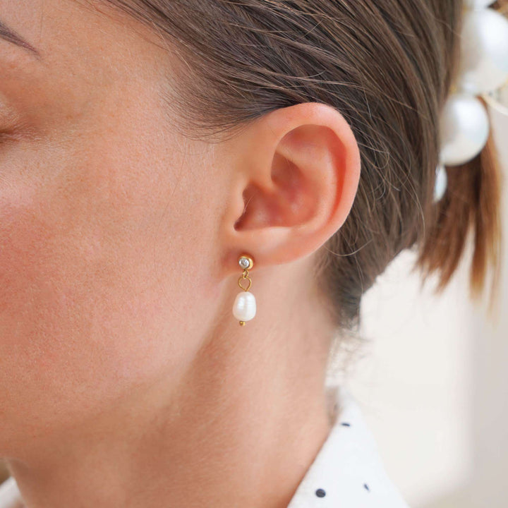 Clara Crystal Pearl Earrings
