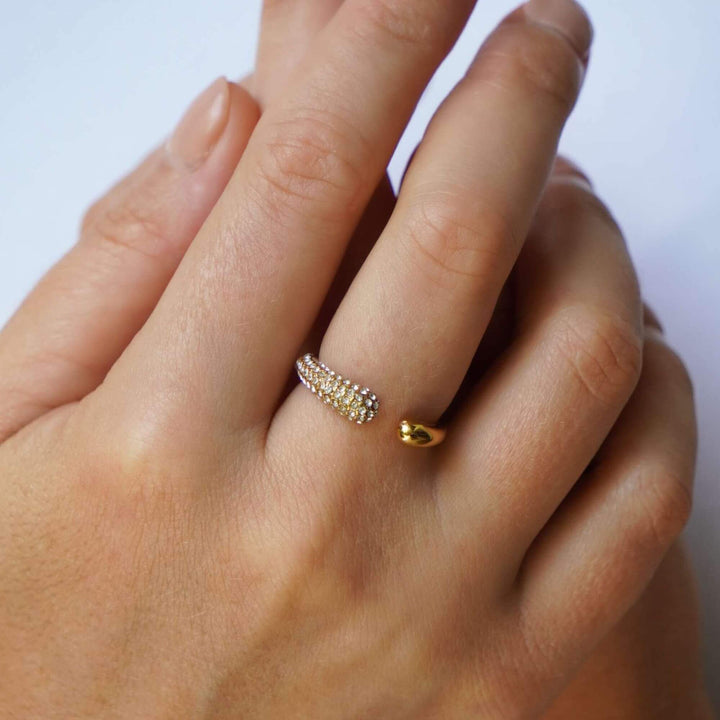 Delilah Crystal Ring