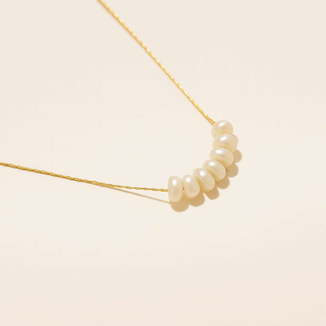 Elara Pearl Necklace