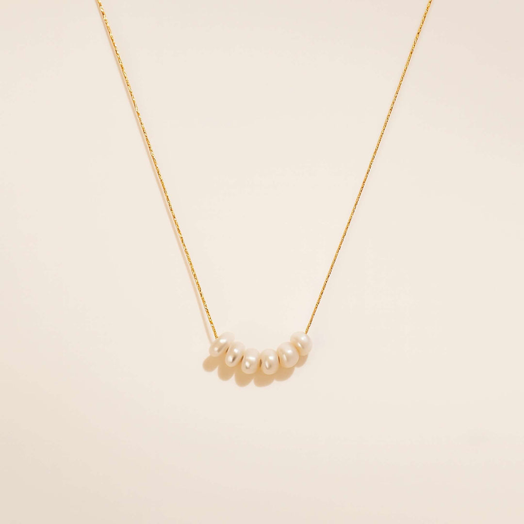 Elara Pearl Necklace
