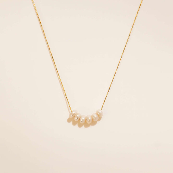 Elara Pearl Necklace