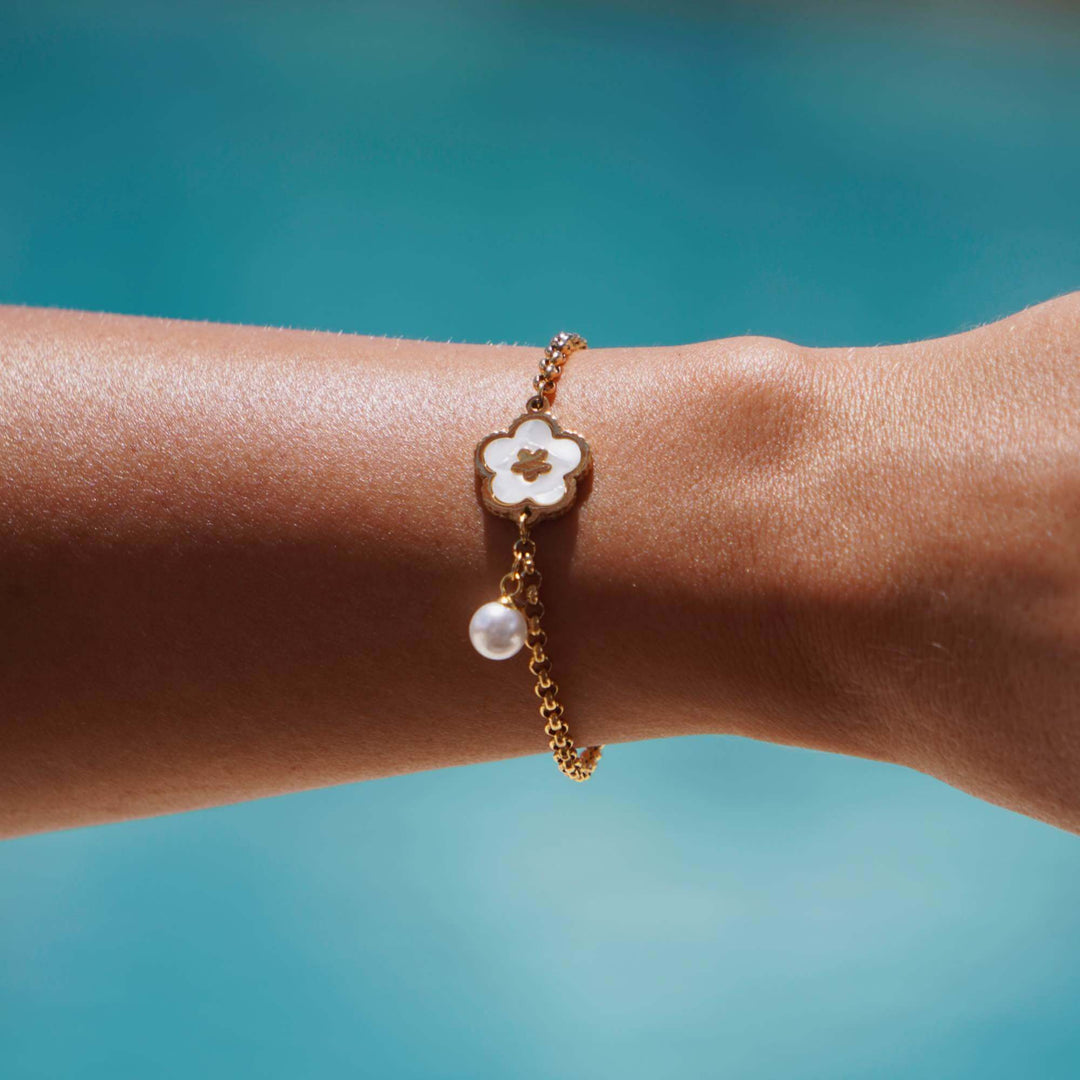 Flora Pearl Bracelet