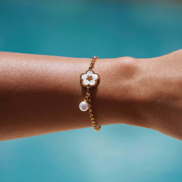 Flora Pearl Bracelet