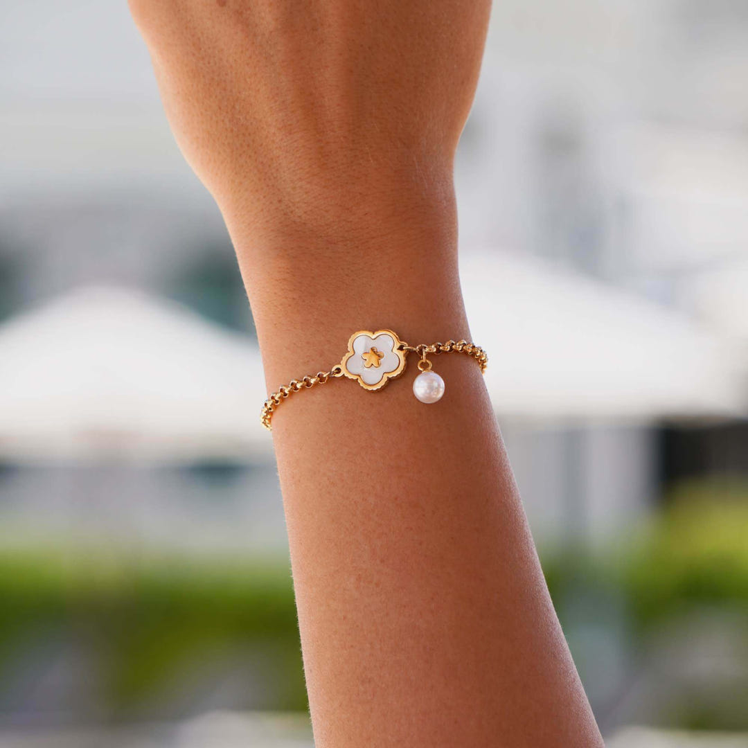 Flora Pearl Bracelet