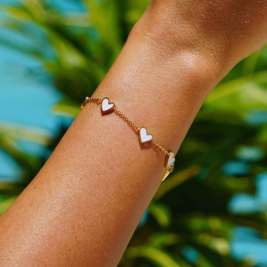 Jewellery 
care guide